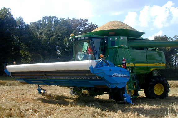 the high grain cut has the advantage that much less straw must be processed through the combine