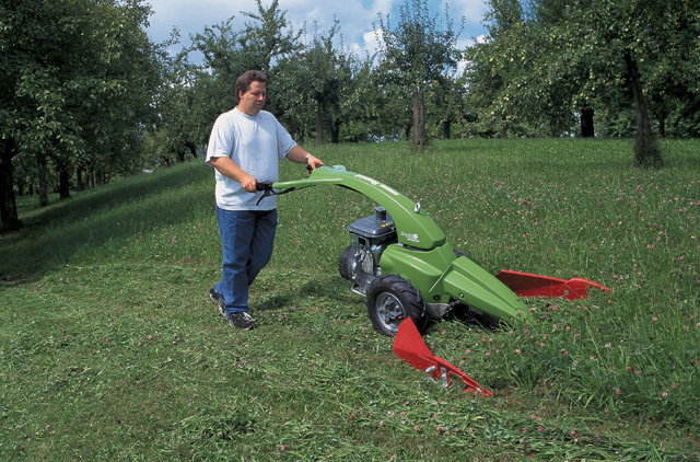 the areas of application for this cutting system are in professional agriculture