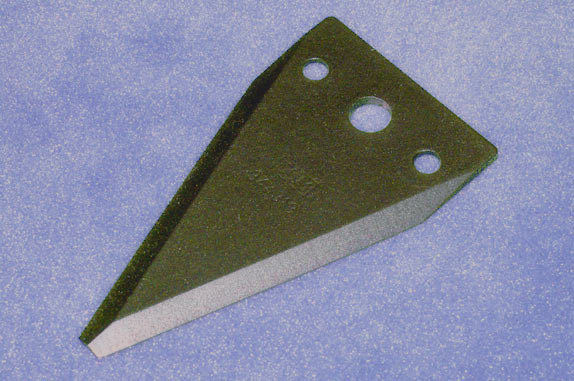 the mower knife blades largely determine the mowing capacity